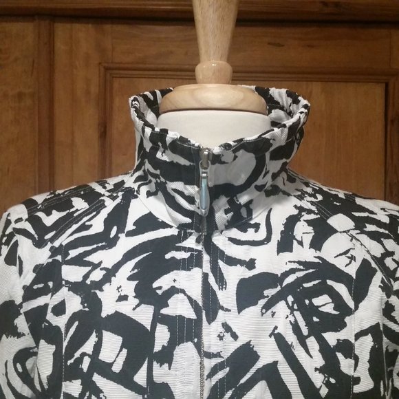 Christopher & Banks Black & White Patterned Women's Jacket Size M - Picture 7 of 9